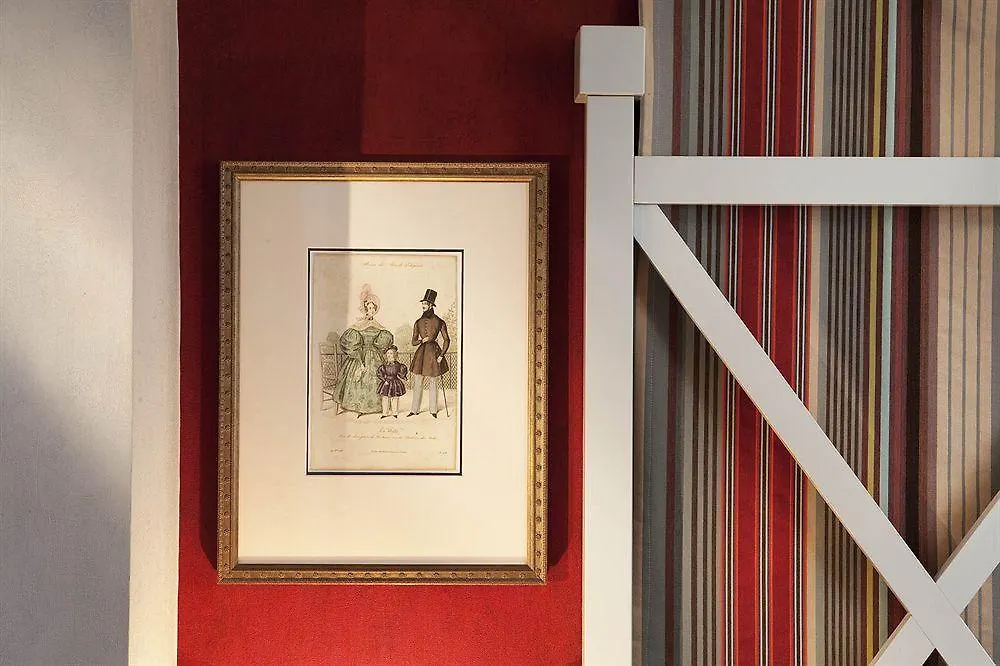 Hotel Louvre Bons Enfants 3*
